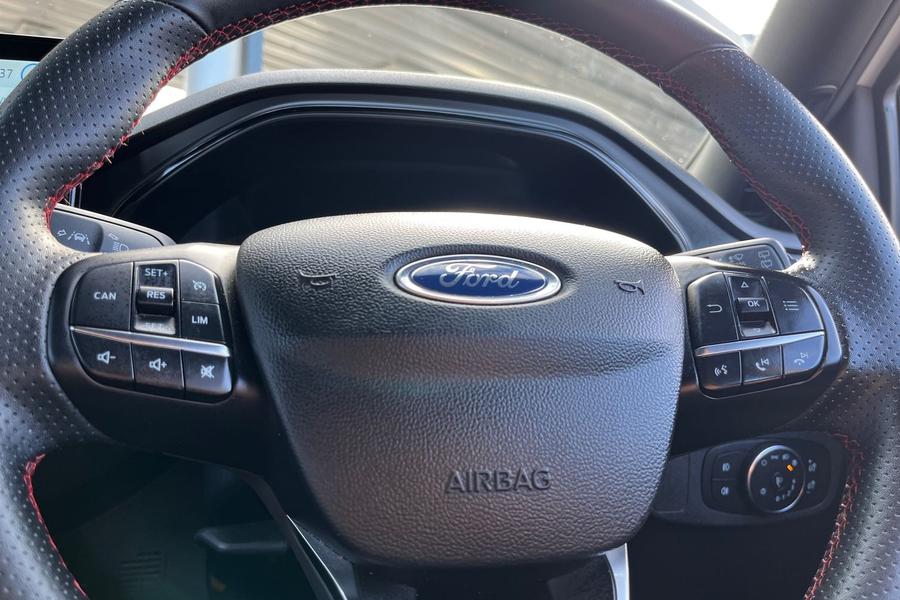 Ford Focus Photo autoimg-a3e0f52879f2ab698db9c160ad88c22010dd47c4.jpg