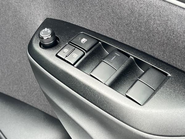 Mazda Mazda2 HYBRID Photo autoimg-a3e5ebca9f2a0c685a4f6e15817331b3b715e4bd.jpg