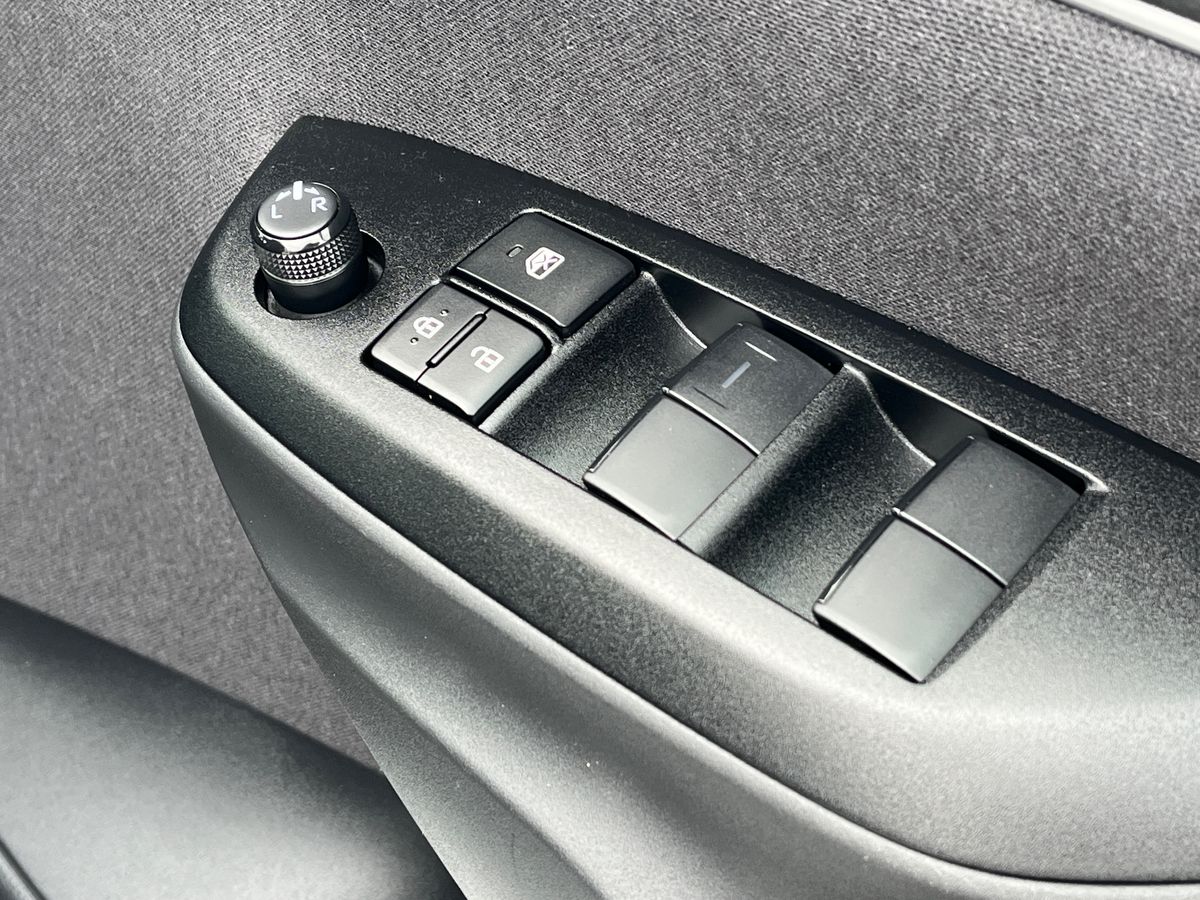 Mazda Mazda2 HYBRID Photo 27