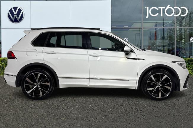 VOLKSWAGEN Tiguan Photo 4