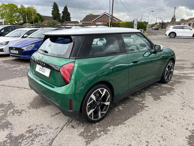 MINI Electric Cooper Photo 24