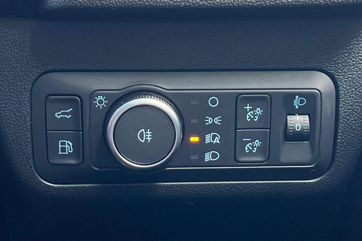 Ford Kuga Photo 38