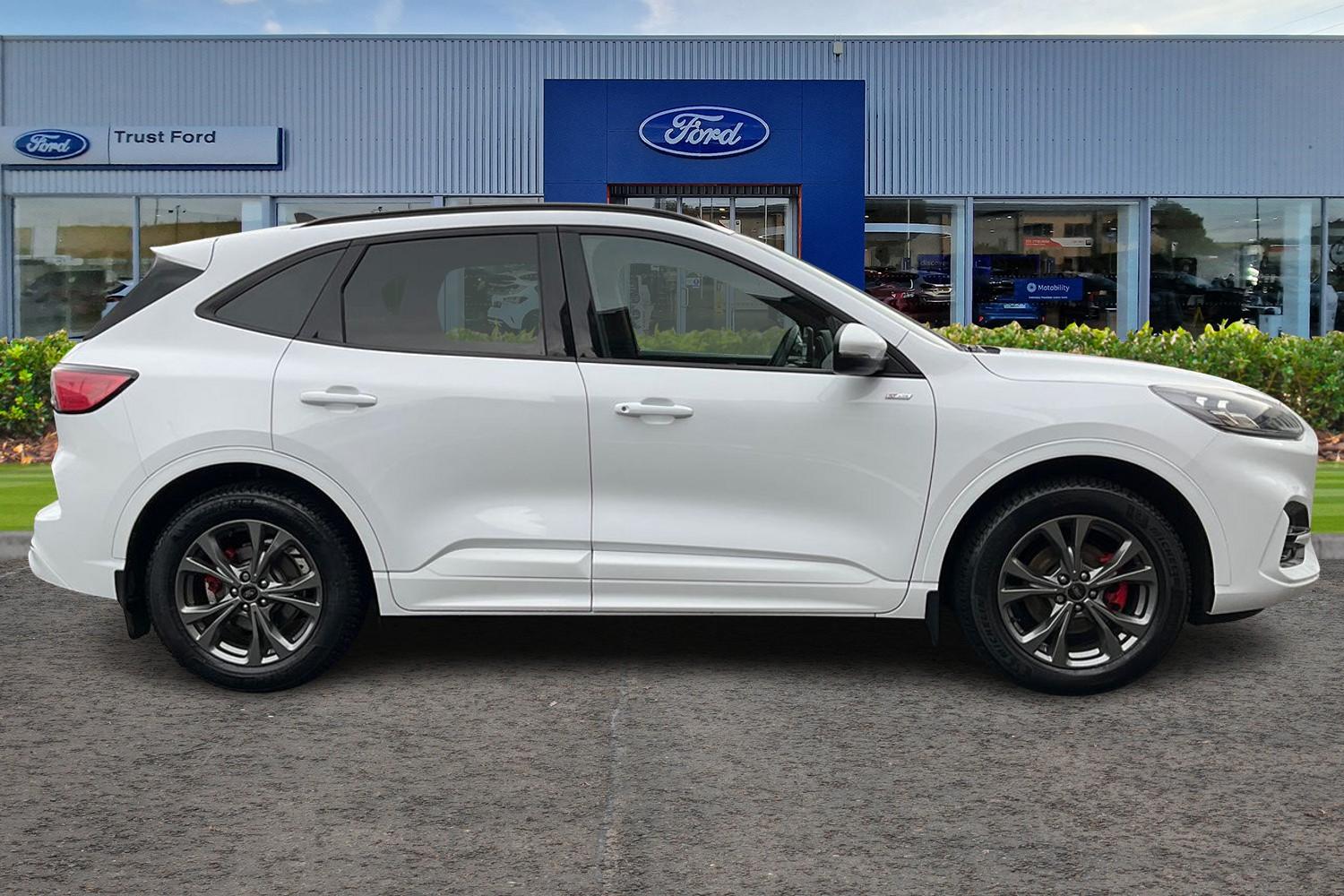 Ford KUGA Photo 2