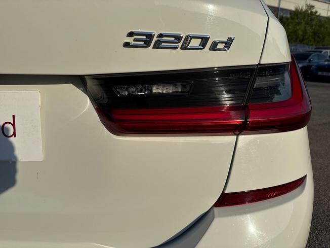 BMW 3 Series Photo 18