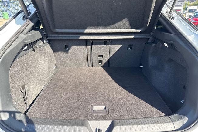 Volkswagen Id.5 Photo 12