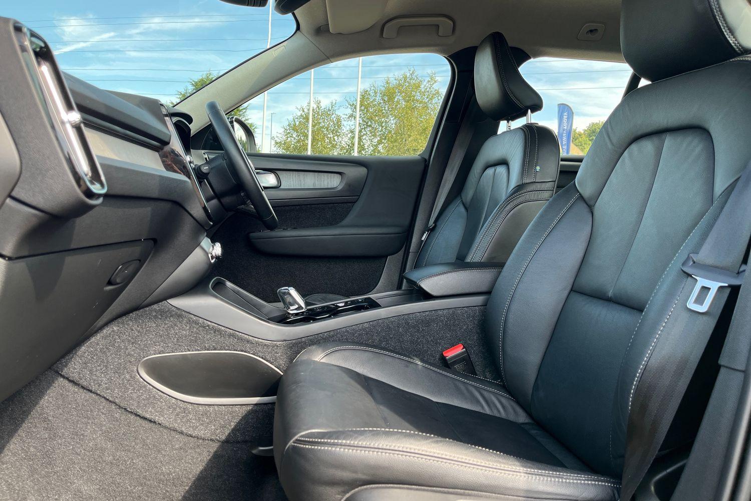 Volvo XC40 Photo 18