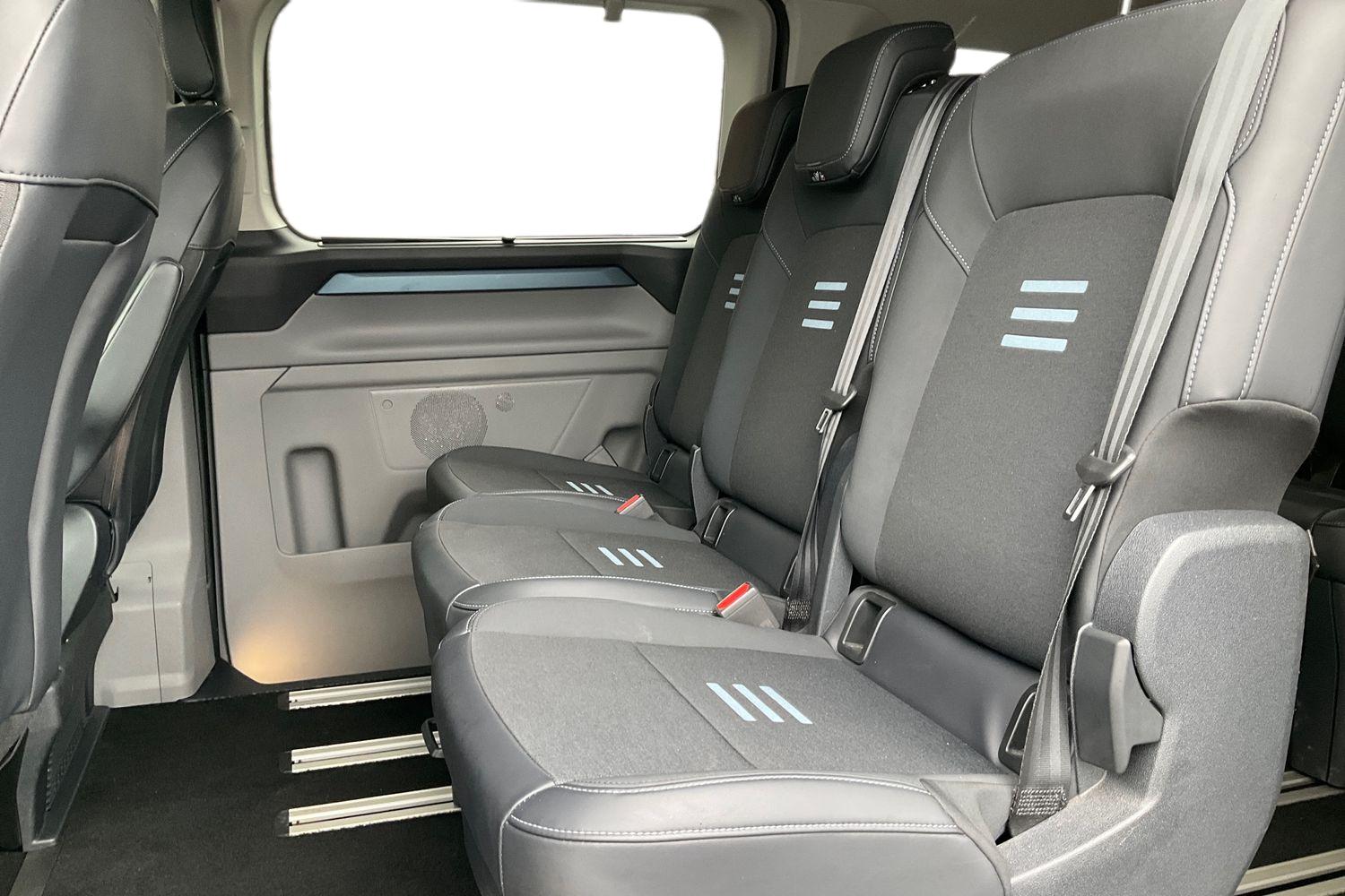 Ford TOURNEO CUSTOM Photo 10