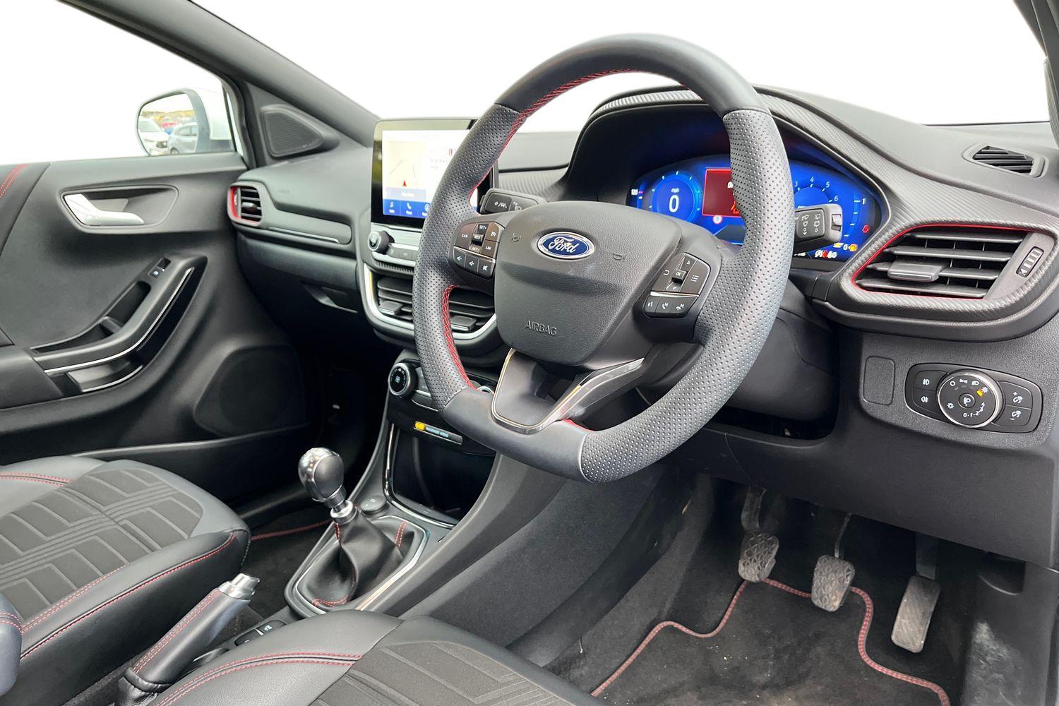 Ford PUMA Photo 8