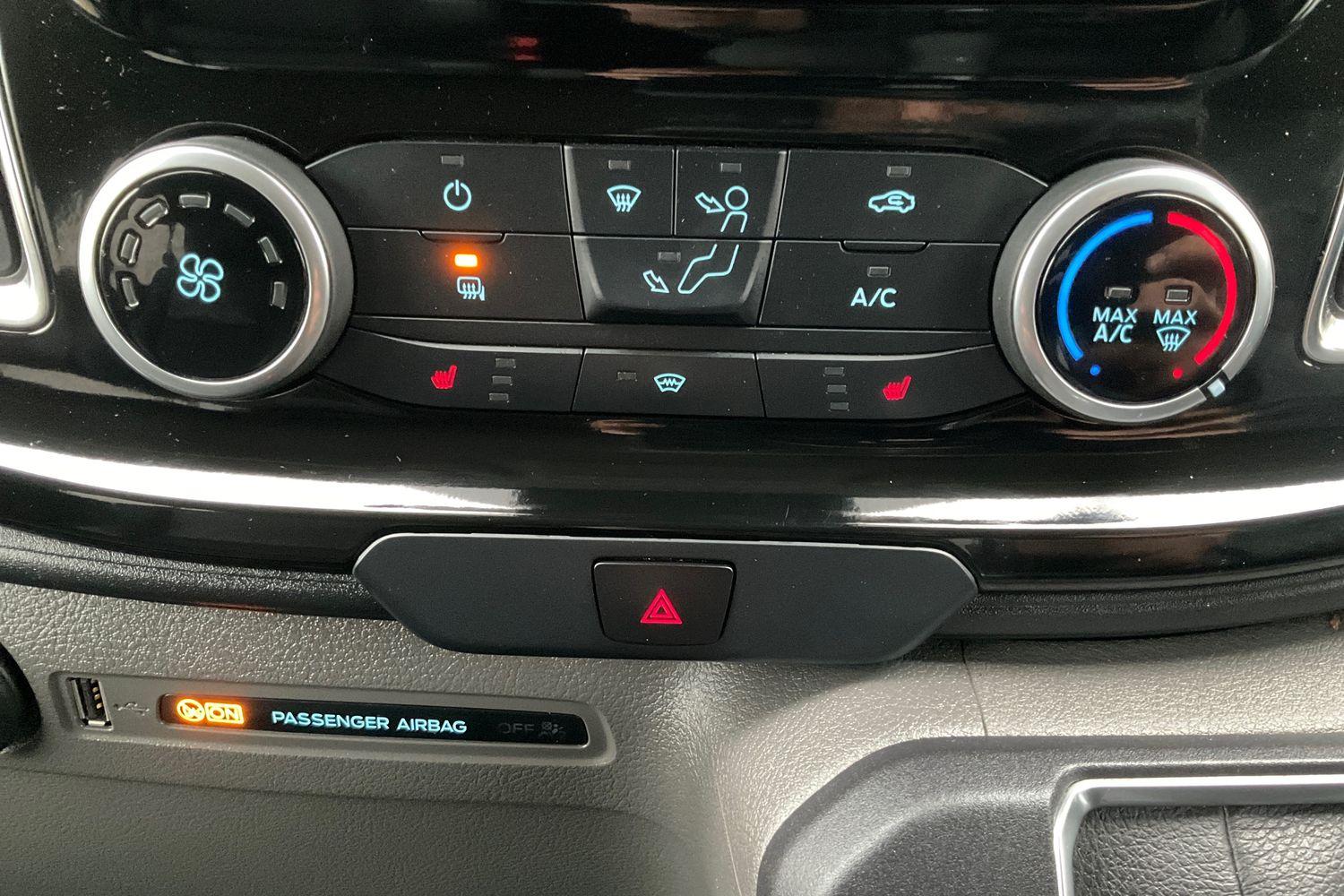 Ford TRANSIT CUSTOM Photo 15