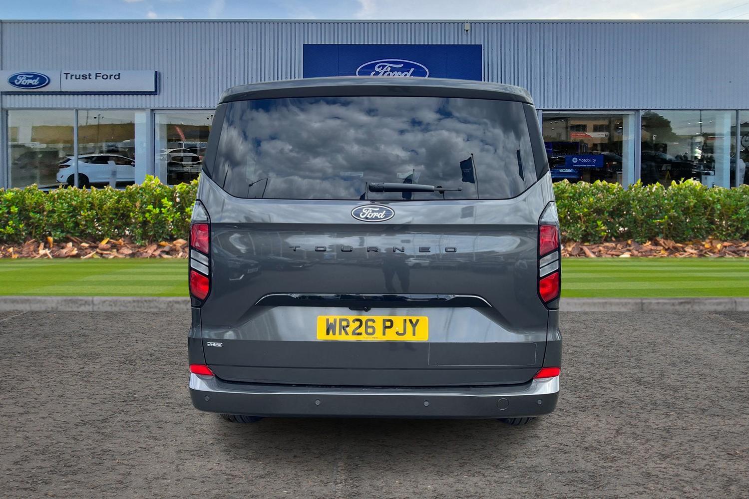 Ford TOURNEO CUSTOM Photo 12