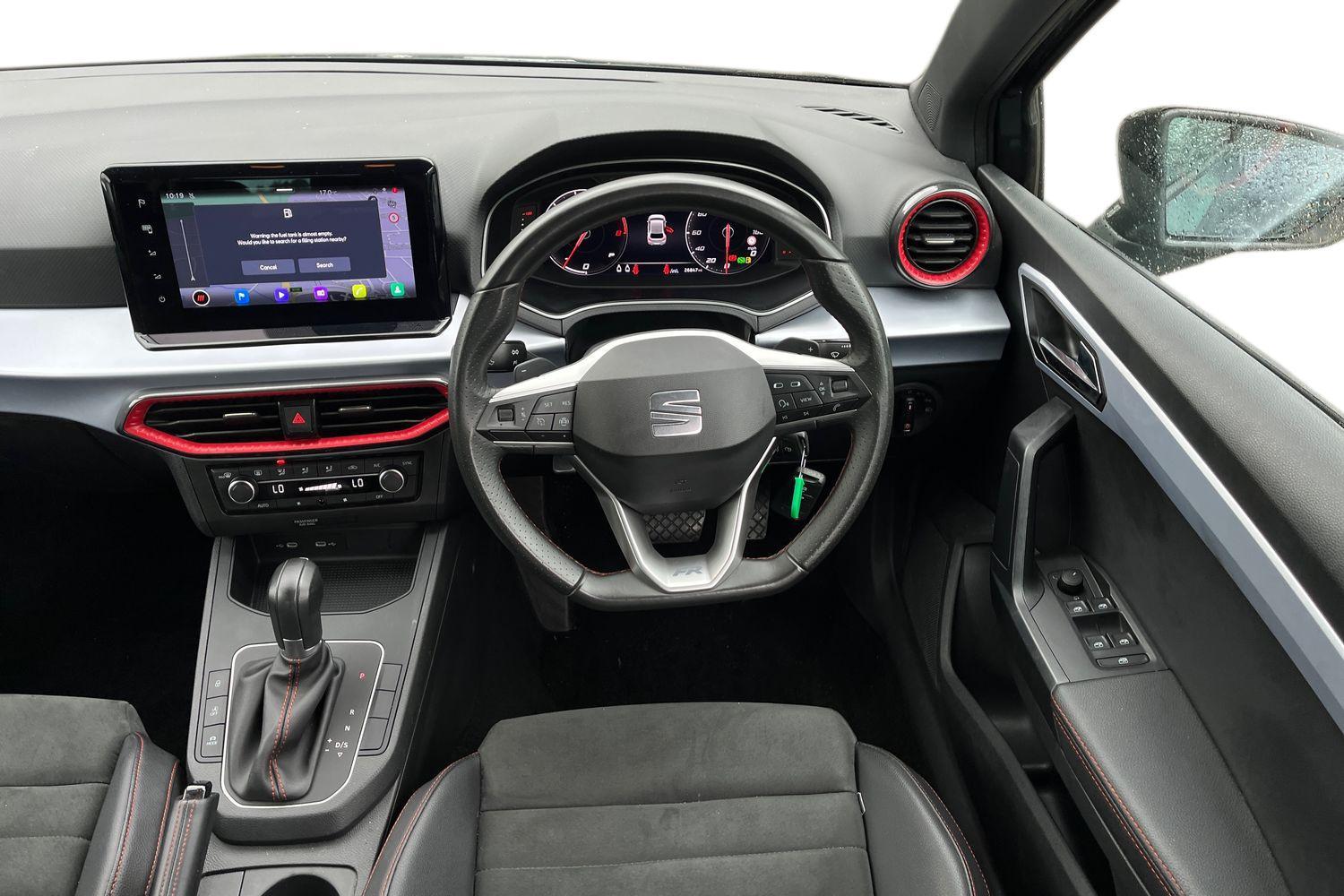SEAT Ibiza Photo 10