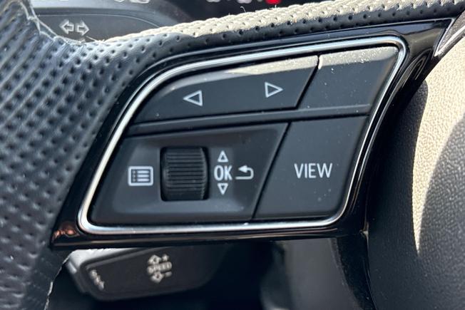 AUDI Q2 Photo 16