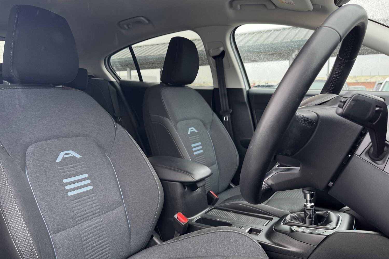 Ford FOCUS Photo 16