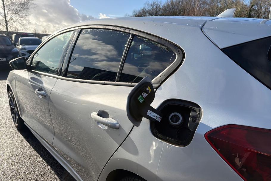 Used Ford FOCUS WX25JZM 29