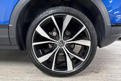 VOLKSWAGEN T-Roc Photo 5