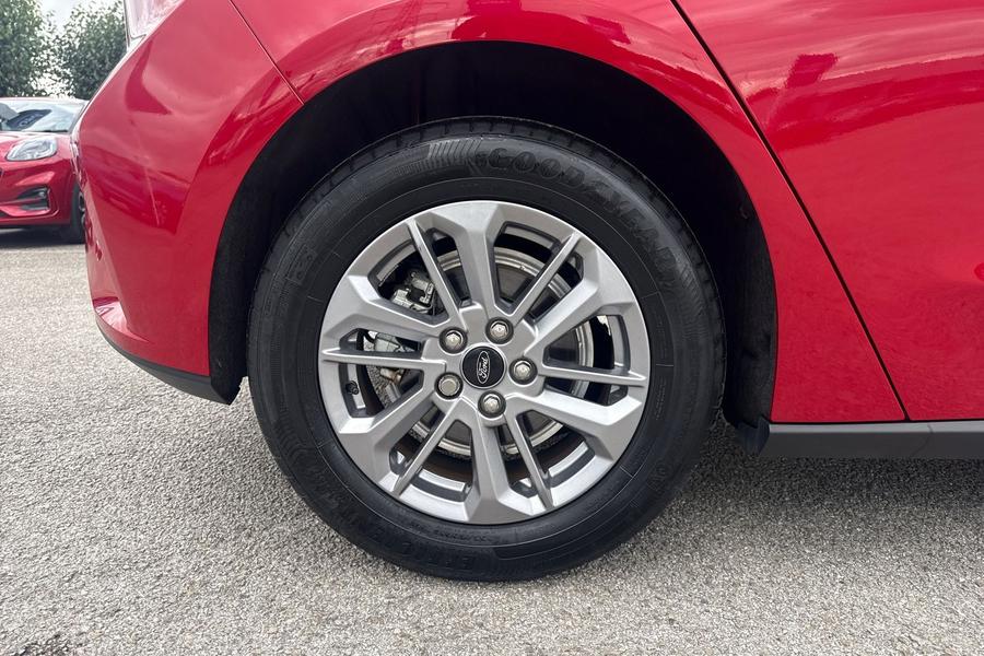 Ford FOCUS Photo autoimg-a40fbc0f84d2b0417b6042c2beb77d91a945092f.jpg