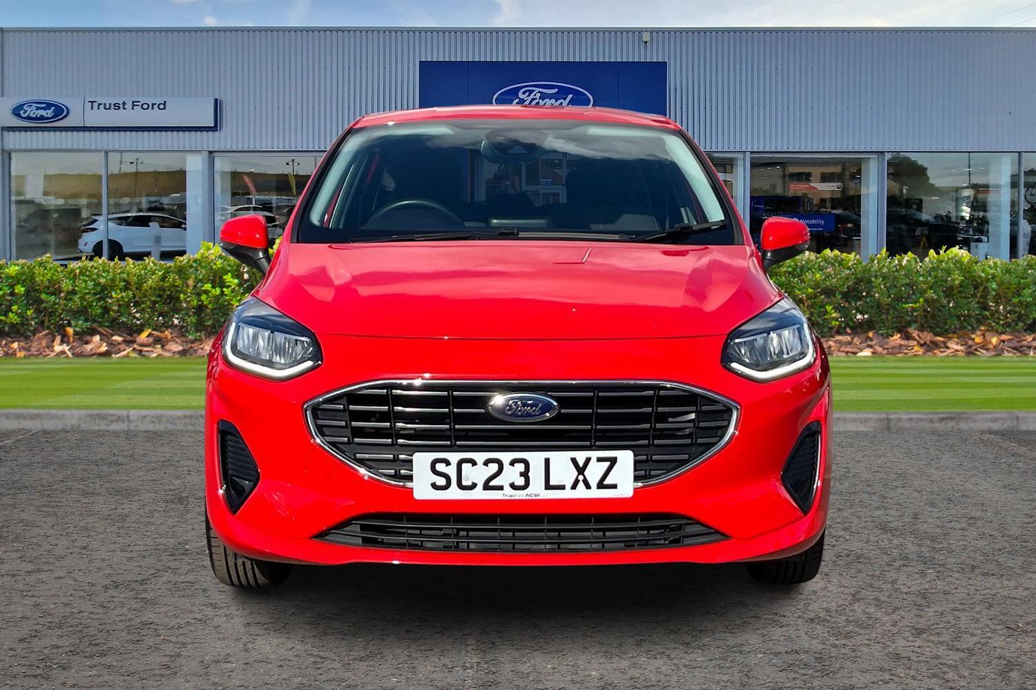 Ford Fiesta Photo 5
