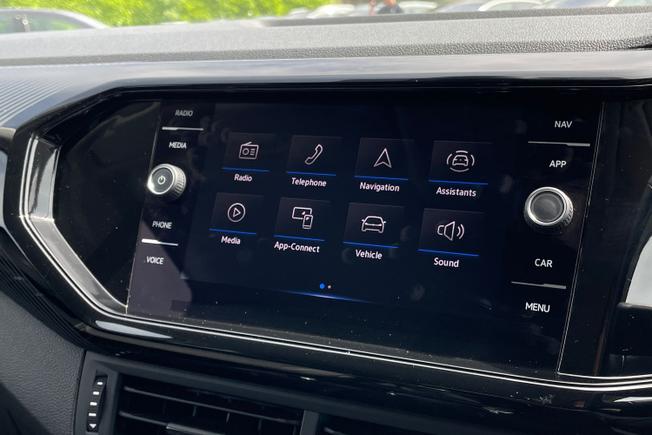 VOLKSWAGEN T-Cross Photo 28