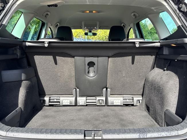 ŠKODA Karoq Photo 12