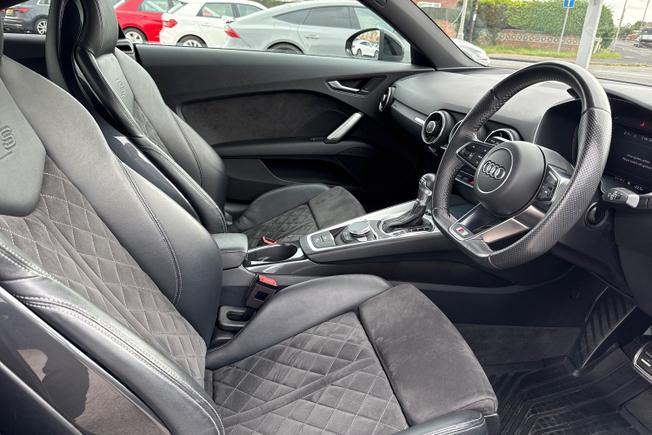 AUDI TT Photo 56