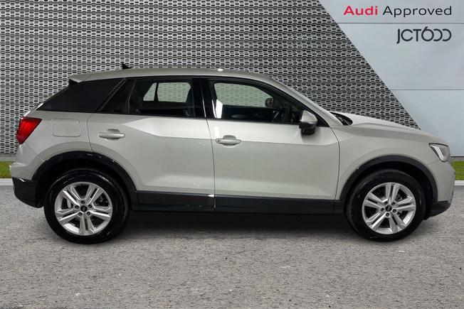 AUDI Q2 Photo 4