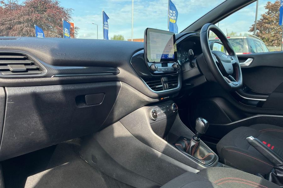 Ford FIESTA Photo autoimg-a41cadf3b79c657253ce73d66a49cd7f1e025598.jpg