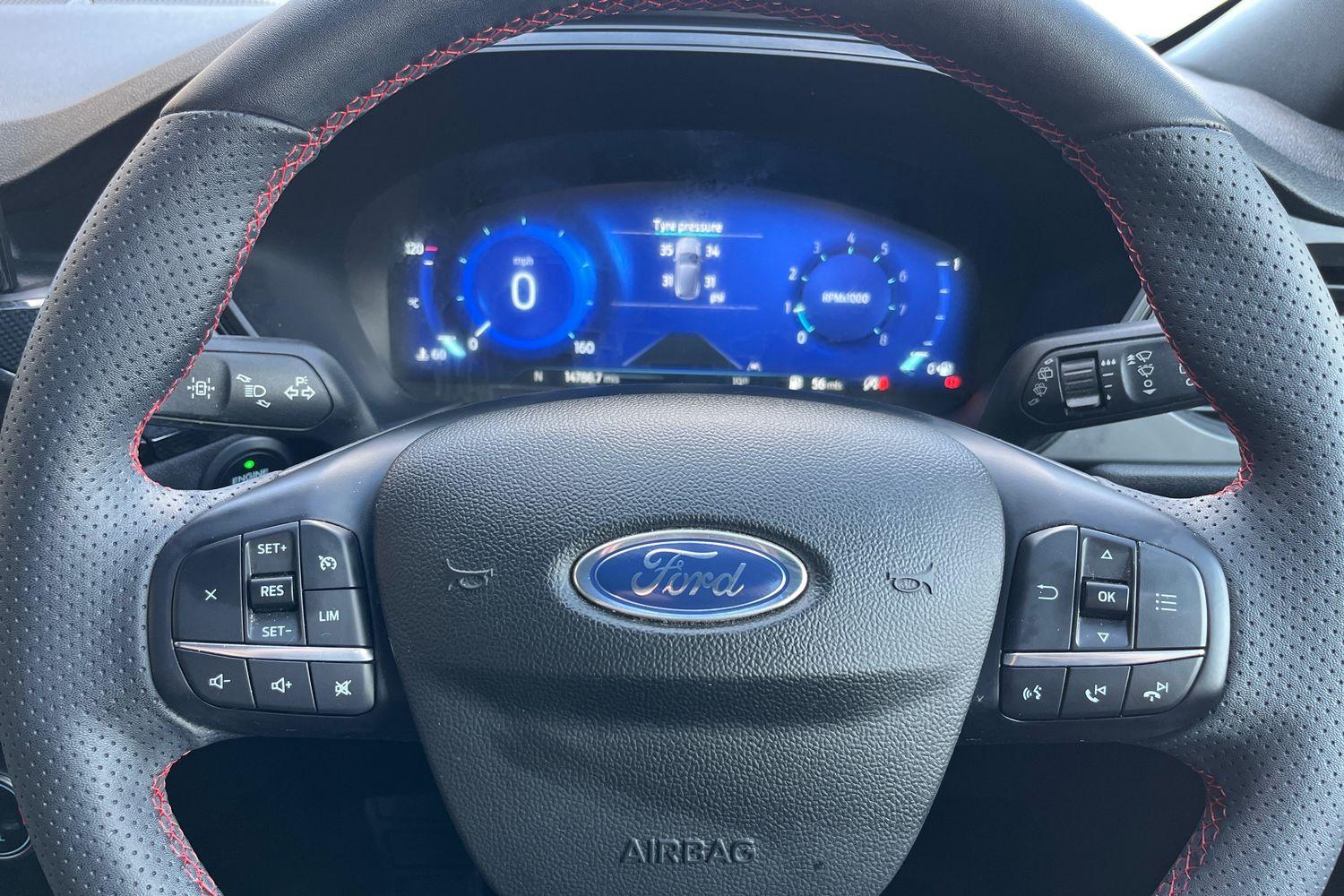 Ford KUGA Photo 11