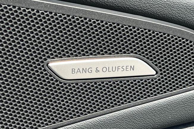 Audi Q6 Photo 33
