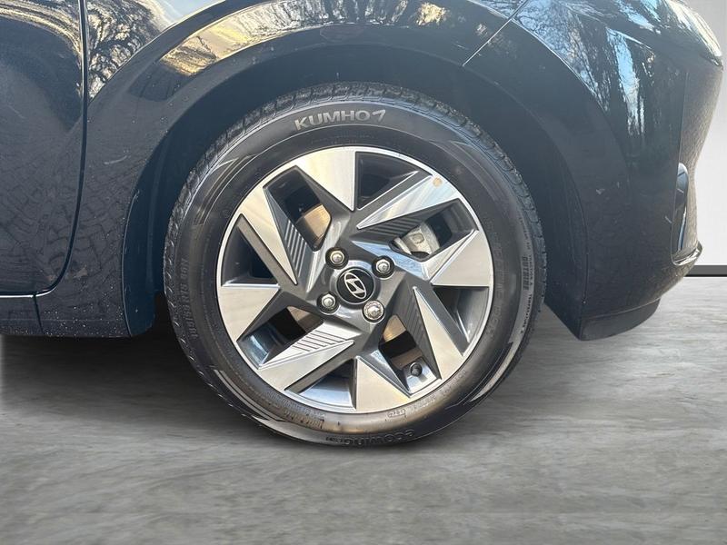 Used Hyundai i10 DV74NXL 9