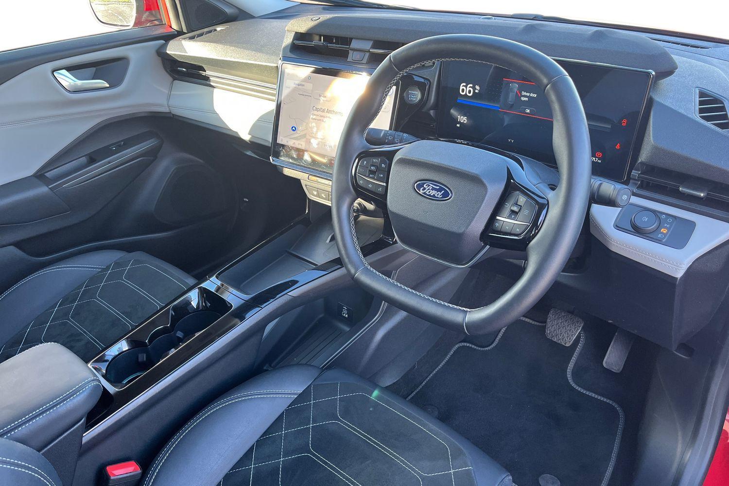 Ford Puma Gen-E Photo 8