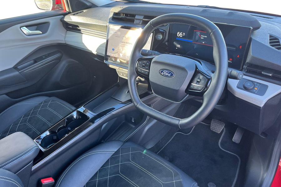 Ford Puma Gen-E Photo autoimg-a428126d82569c2c78e123fe1987772280582e06.jpg