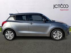 SUZUKI Swift Photo 4