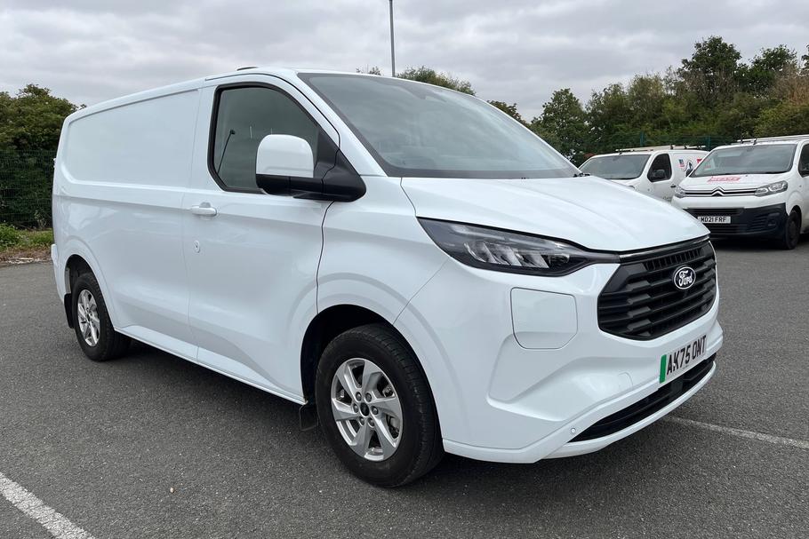 Used Ford TRANSIT CUSTOM AK75ONT 24