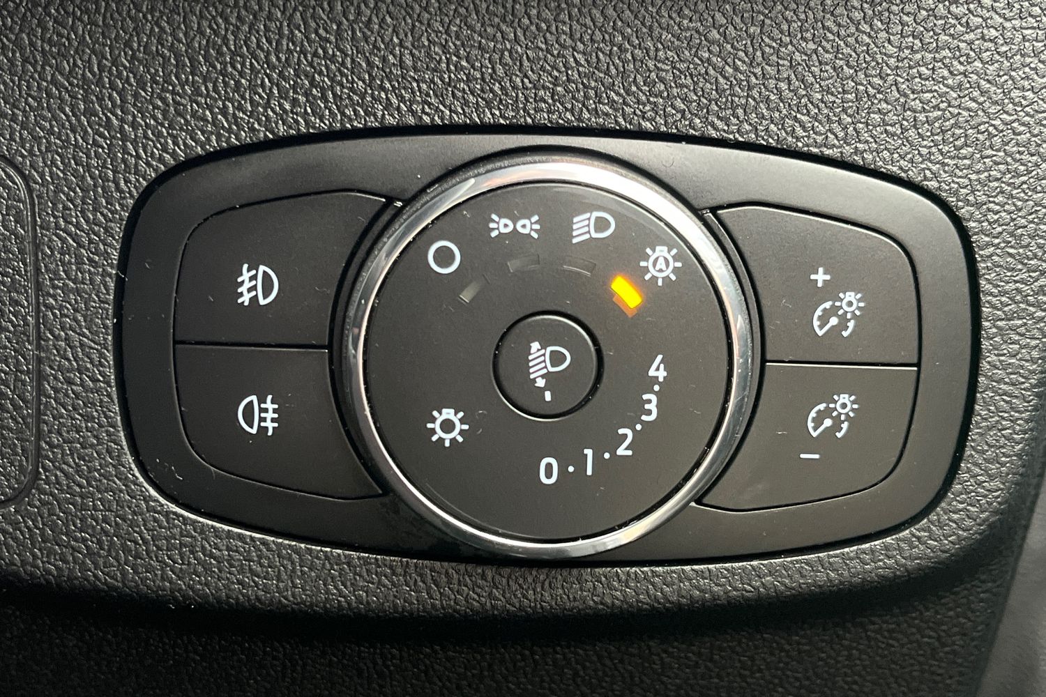 Ford FOCUS Photo 22