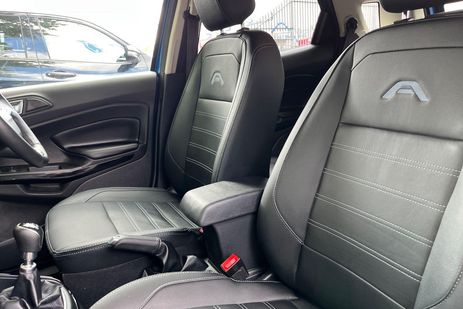 Ford EcoSport Photo 18