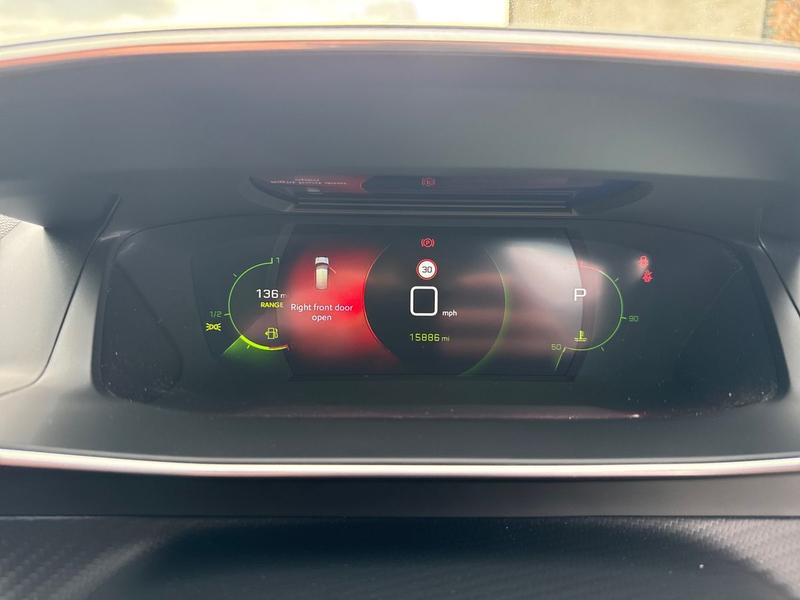 Used Peugeot 208 NU22EOR 14