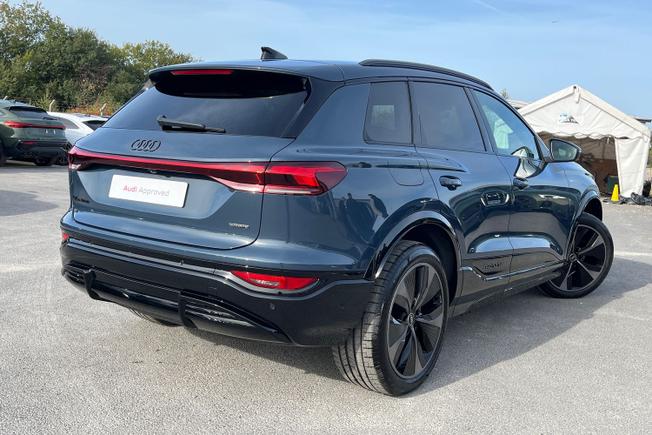 AUDI Q6 E-Tron Photo 29