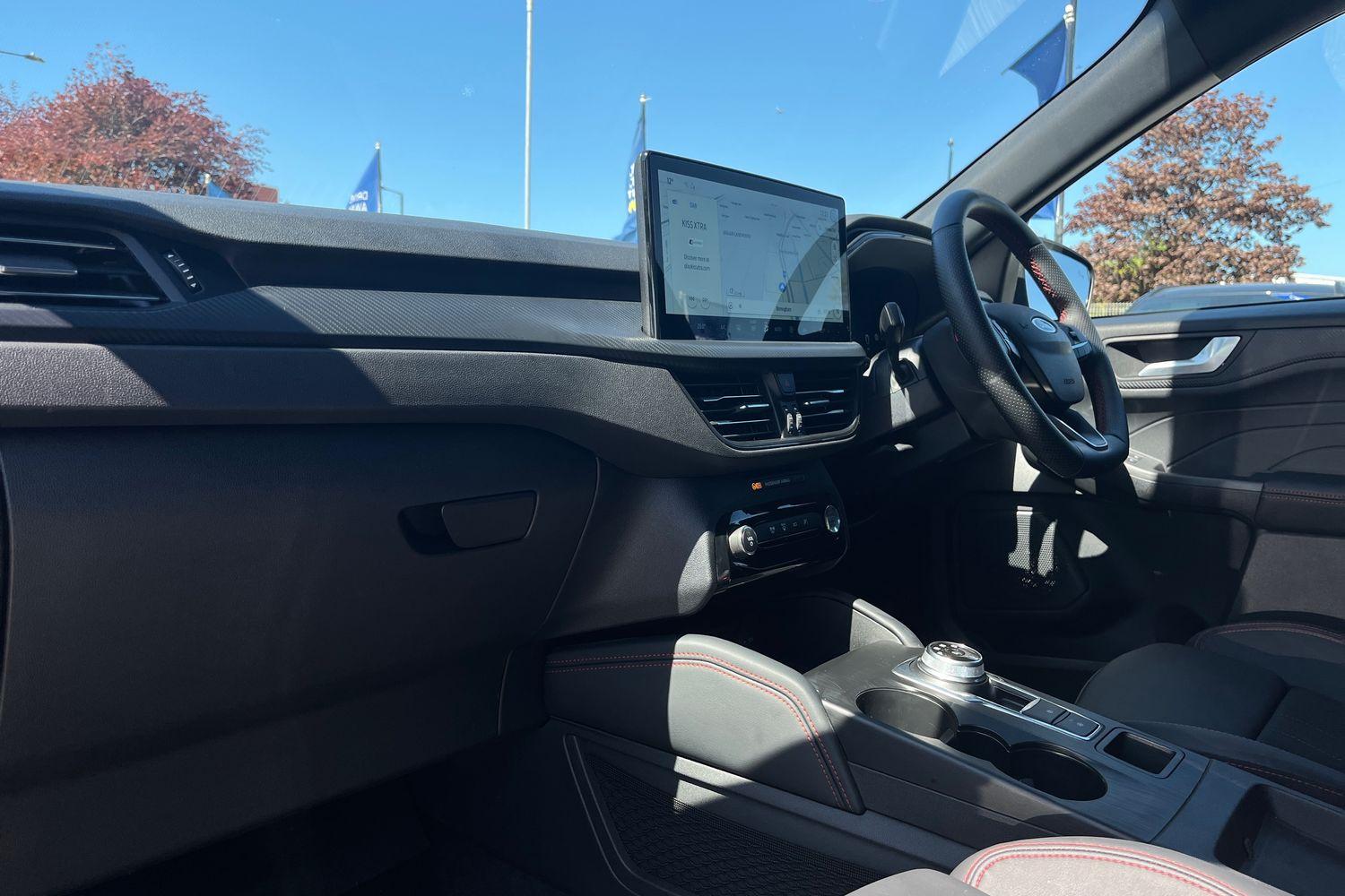 Ford KUGA Photo 17