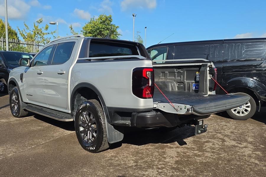 Ford RANGER Photo autoimg-a43c55a7de26b79eb0e32b9da2bb650fcba8b7f5.jpg