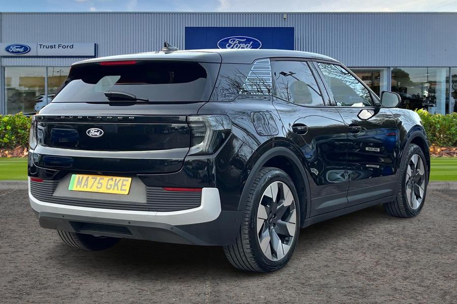 Ford Explorer Photo autoimg-a43f028c70e46cb2ec469f814cd95dec7b772a24.jpg