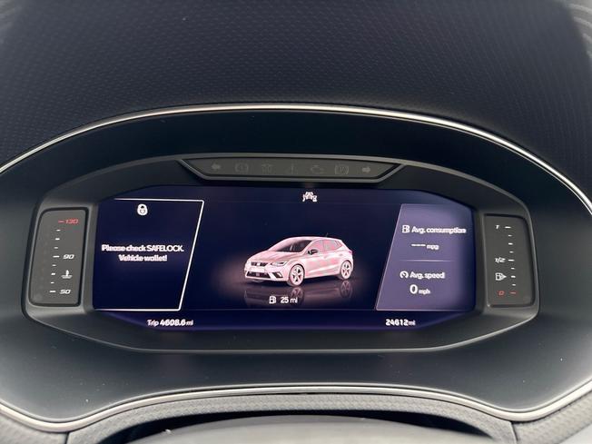 SEAT Ibiza Photo 15