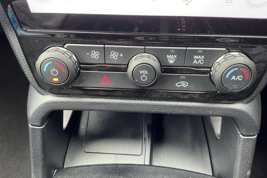 Ford RANGER Photo autoimg-a4454fd6845d3e1322d1e2749b5ba550687769a5.jpg