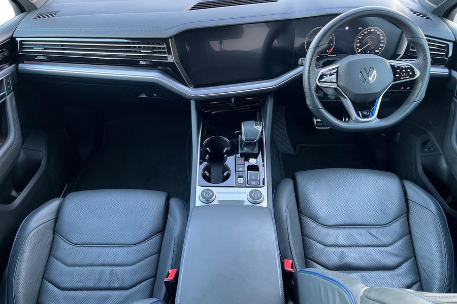 Volkswagen Touareg Photo autoimg-a445fc105833f86b171a669b7edbba5468b5be92.jpg