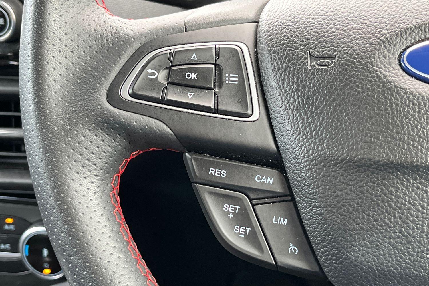 Ford ECOSPORT Photo 31