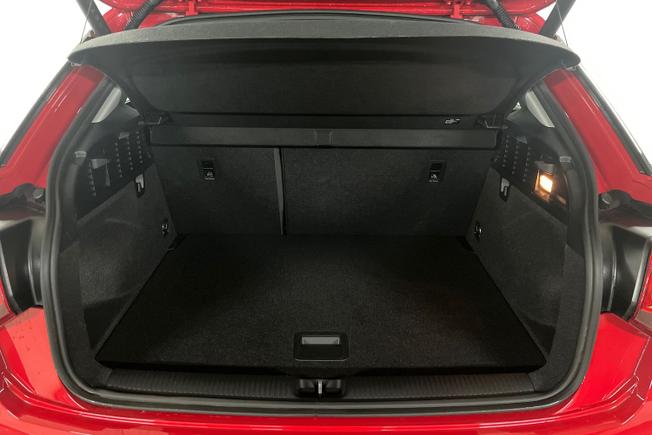 AUDI Q2 Photo 12