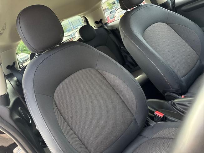 MINI Hatch Photo 25