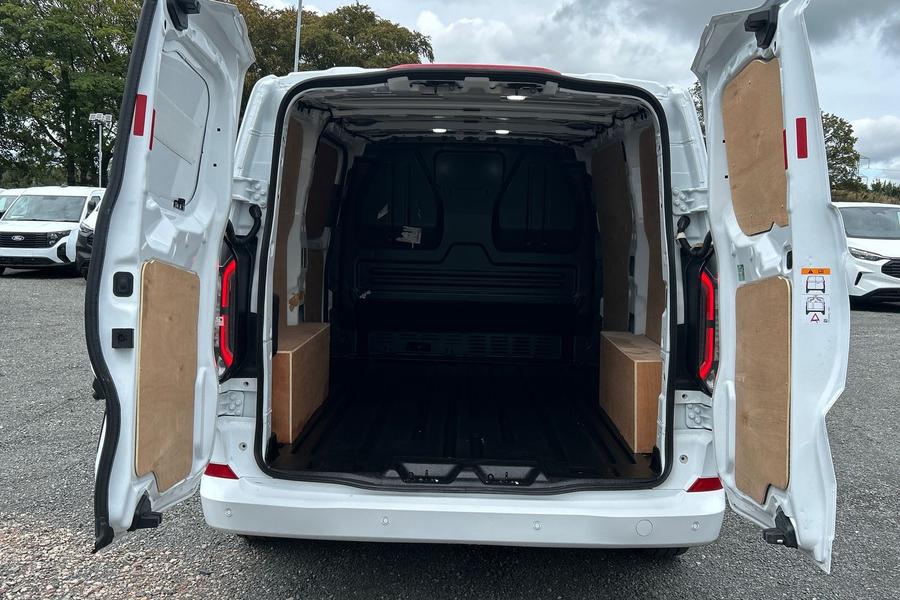 Ford E-TRANSIT CUSTOM Photo autoimg-a44b9c1bd7057db4ff2d10ef3fbe2e92f57665df.jpg