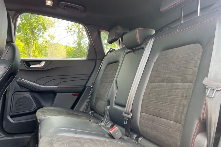 Ford Kuga Photo autoimg-a44c021c4b70d11e3067bea776bfd255876bb223.jpg