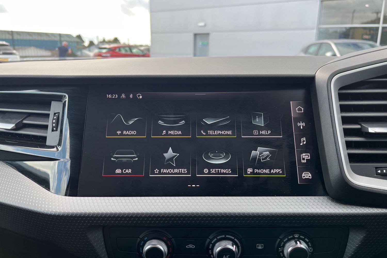 Audi A1 Photo 33