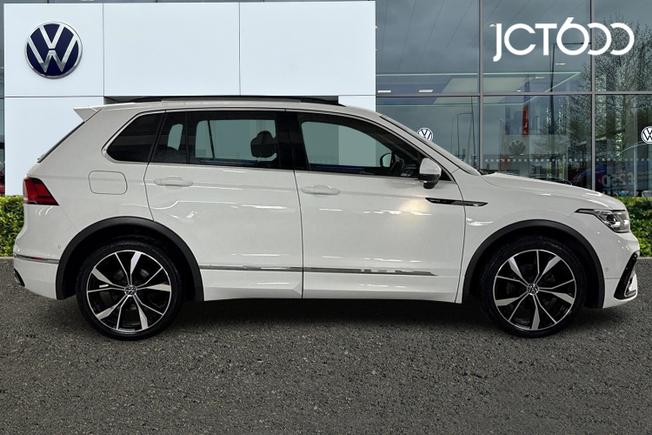 VOLKSWAGEN Tiguan Photo 4